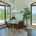 Panoramic Sea-view I 2-bedroom Flat With Terrace By Flat Manаger * Bałczik