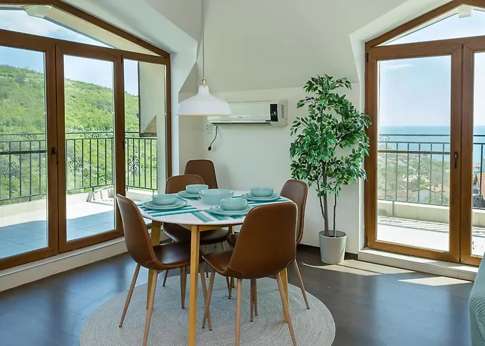 Panoramic Sea-view I 2-bedroom Flat With Terrace By Flat Manаger * 발치크